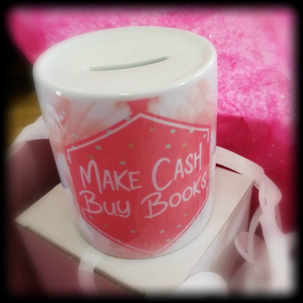 Unpacking der #Bookstagram- Box von Buchmädchen – Alles rosa, oder was?!